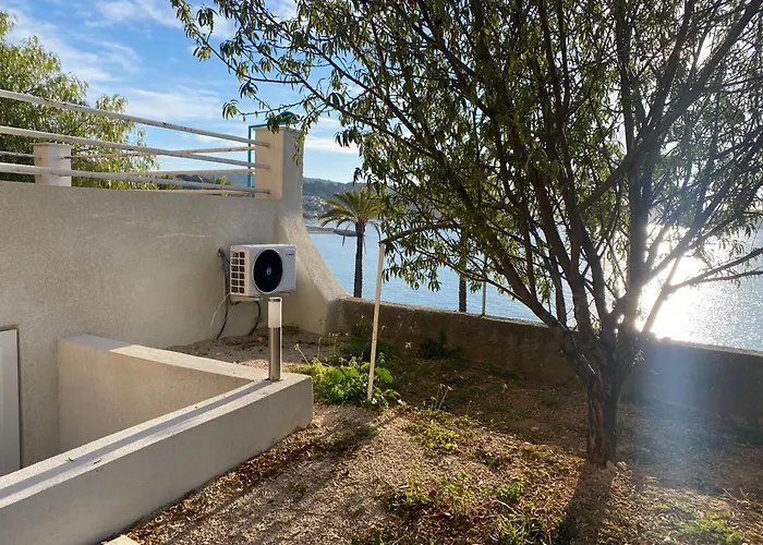 Splendide Miramar Vue Avec Terrasse *